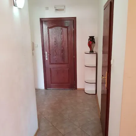 Best Value Sunny In Great Location 아파트 *